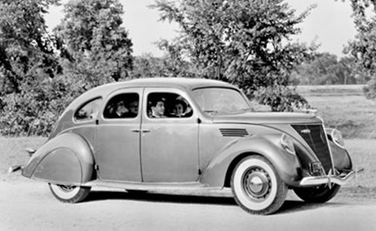 A black and white photo of a Lincoln Zephyr