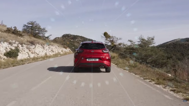 Connected Car Tech Warns Drivers of Dangers Around the Corner